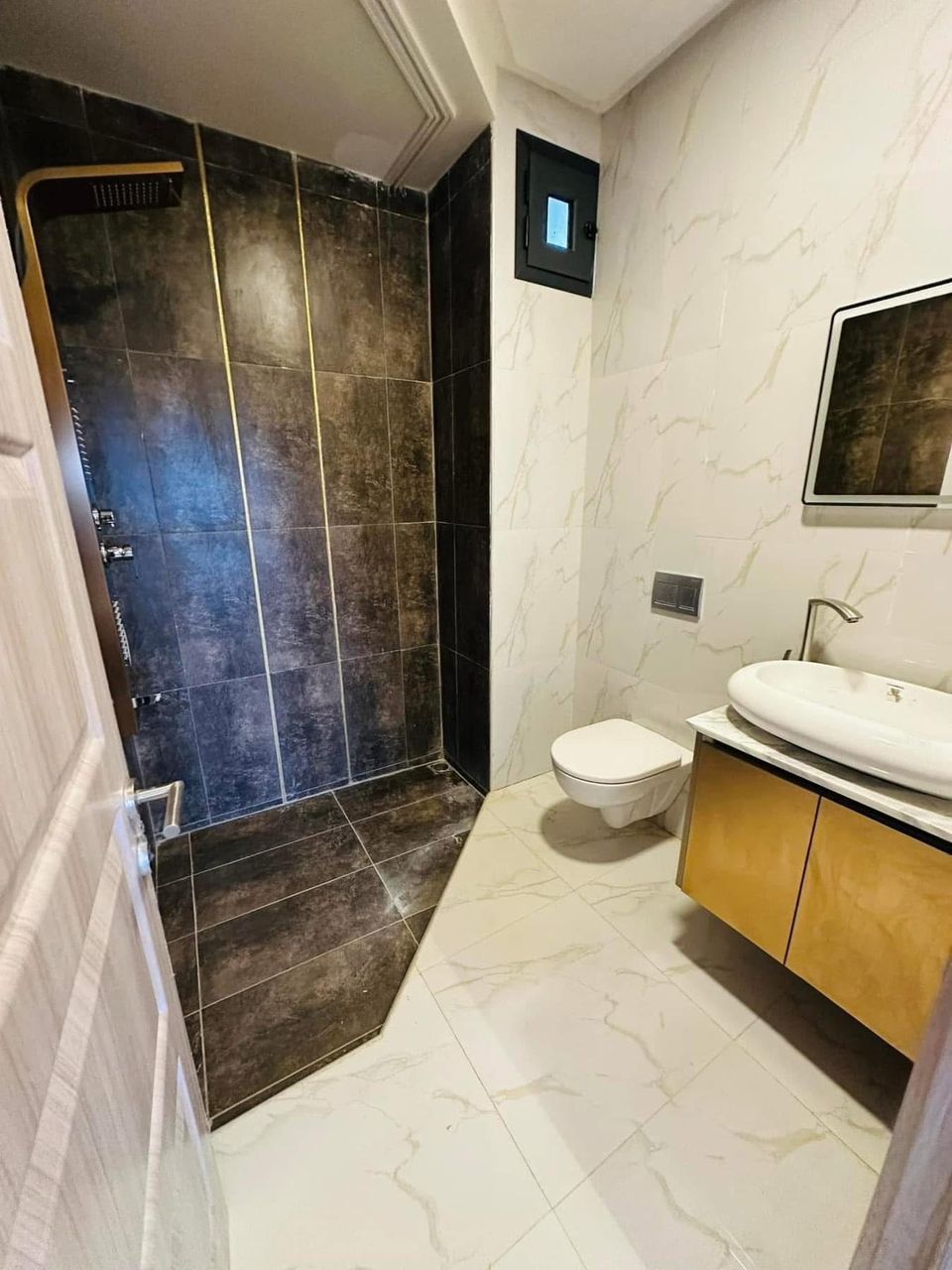 Abidjan, Plateau, Hotel Tiama